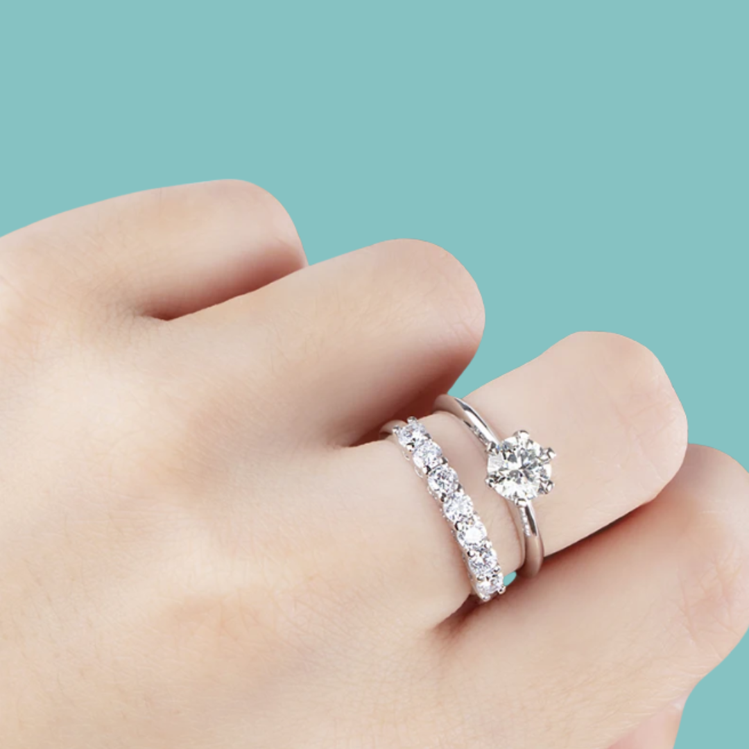 The Audrey Knife Edge Ring Set