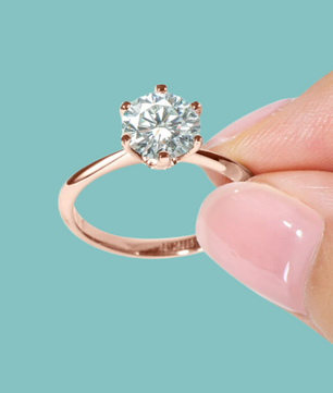 Audrey Knife Edge Moissanite Ring