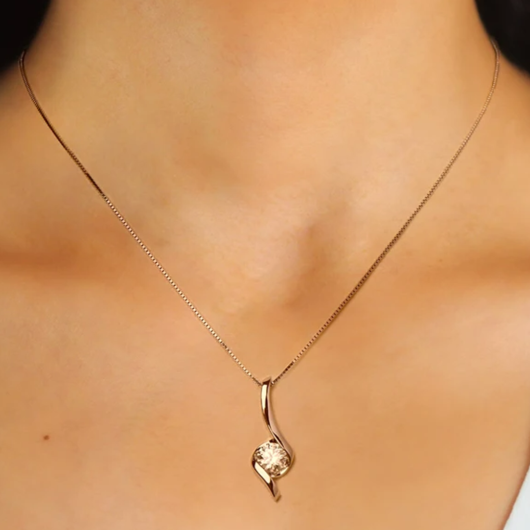 Twist Moissanite Pendant