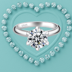 Audrey Knife Edge Moissanite Ring