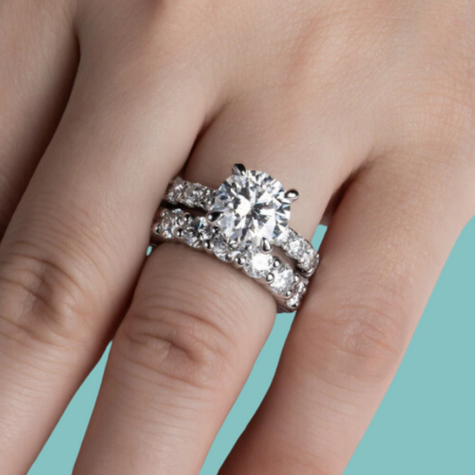 Aurora Solitaire Moissanite Ring