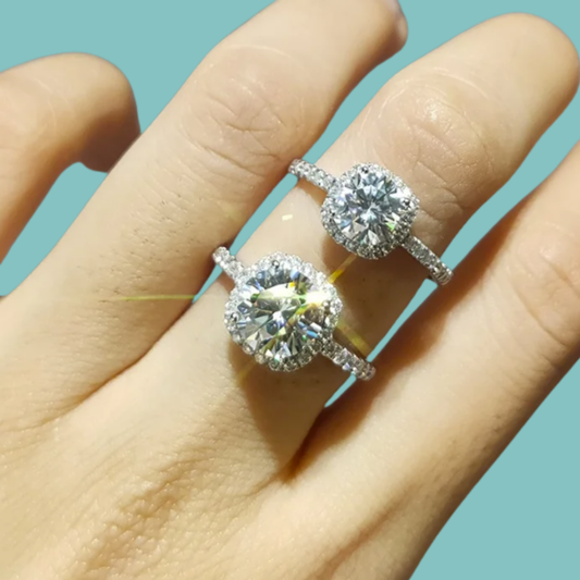 'Khloe' Halo Moissanite Ring