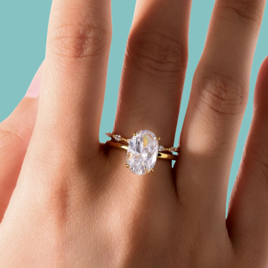 The Aurelia Oval Ring Set