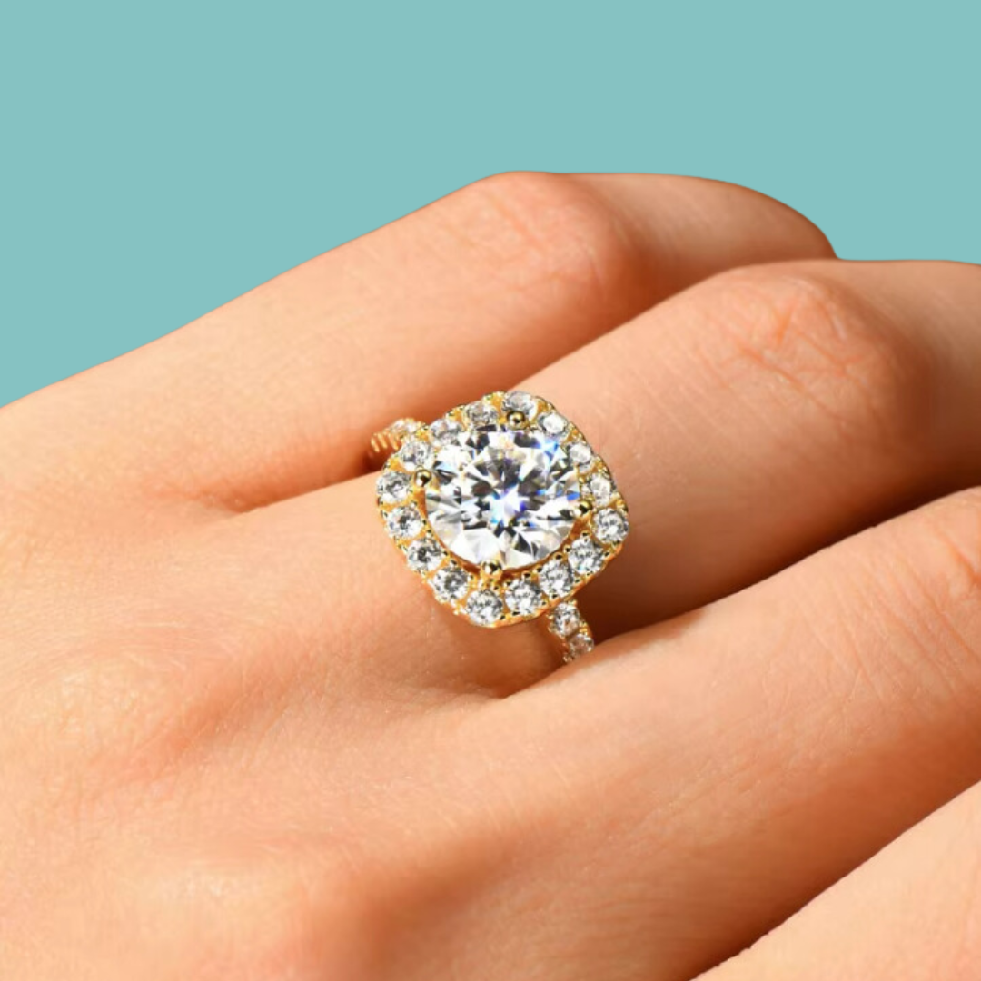'Khloe' Halo Moissanite Ring