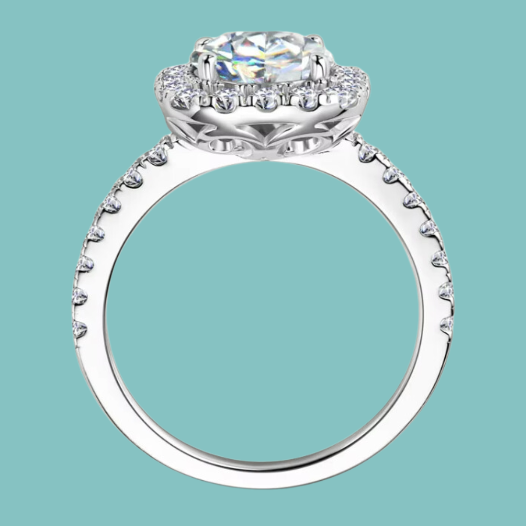 'Khloe' Halo Moissanite Ring