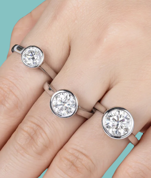 Moonline Solitaire Ring