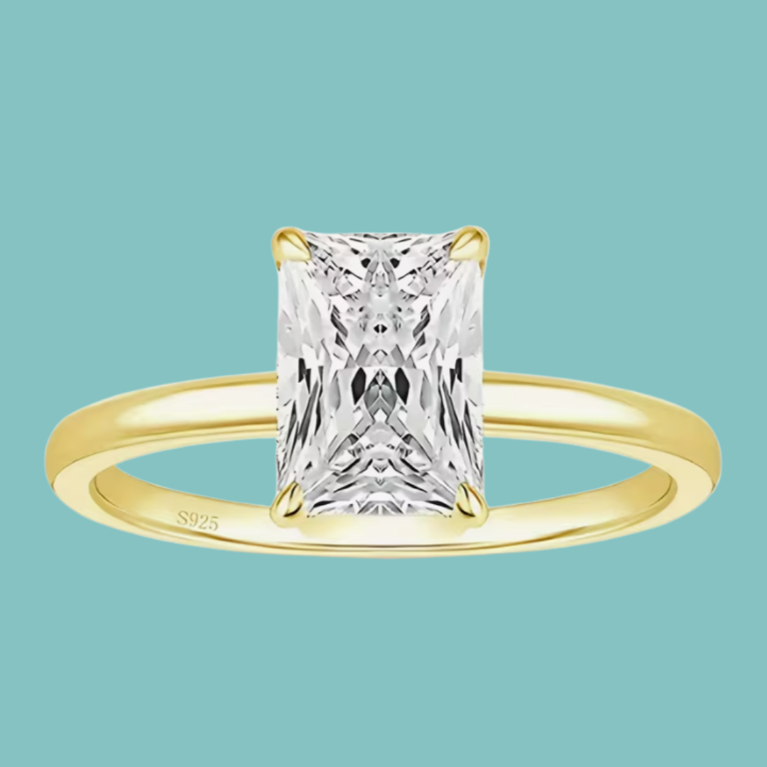 The Evera Radiant Ring