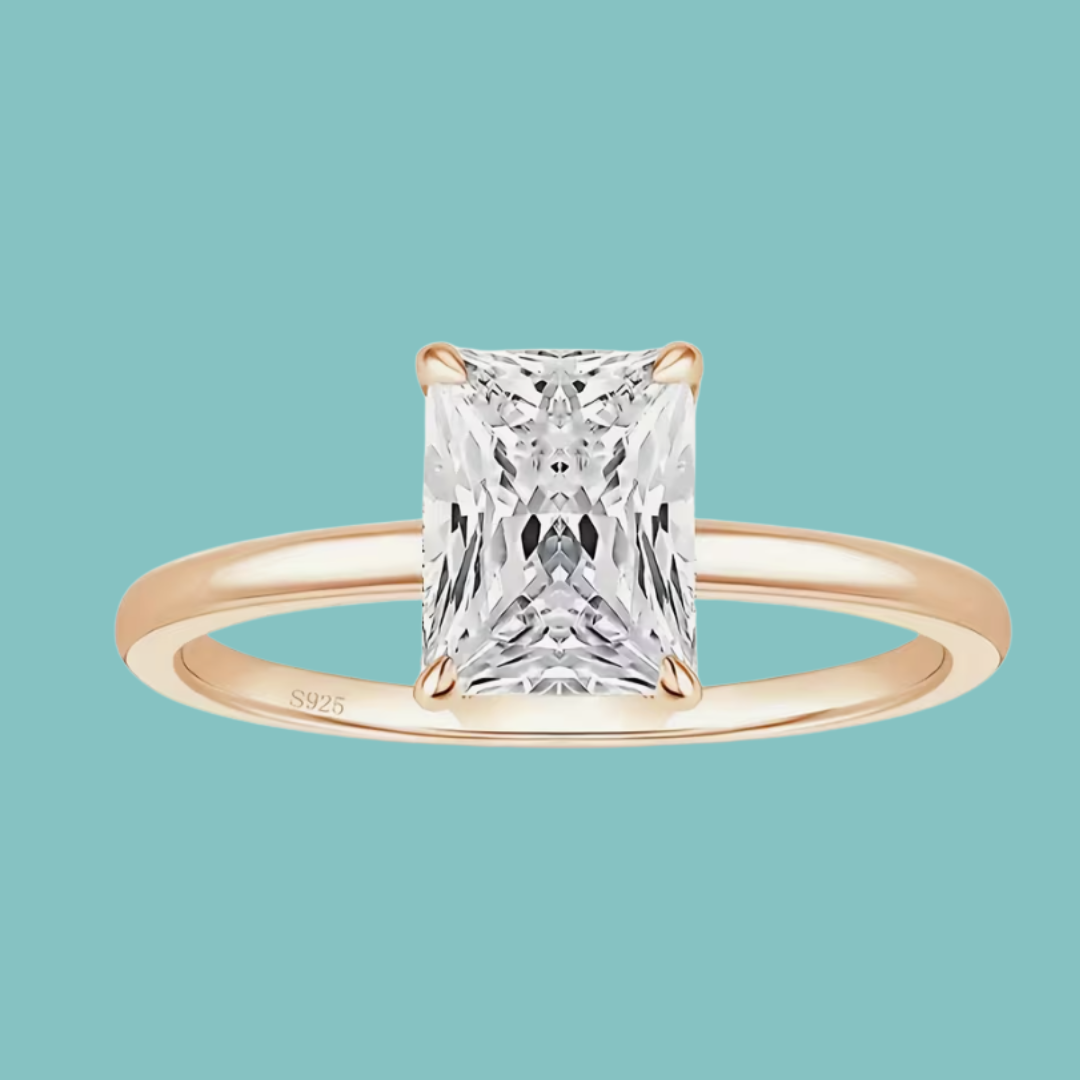 The Evera Radiant Ring