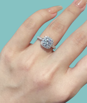 'Khloe' Halo Moissanite Ring