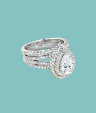 Tear of Radiance Pear Cut Moissanite Bridal Set
