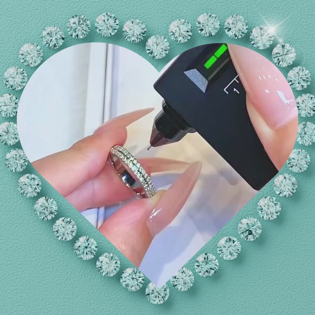 Moissanite ring testing positive on a diamond tester 