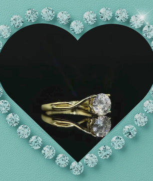 The Everly Vintage Twist Solitaire