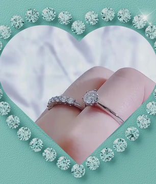 The Audrey Knife Edge Ring Set