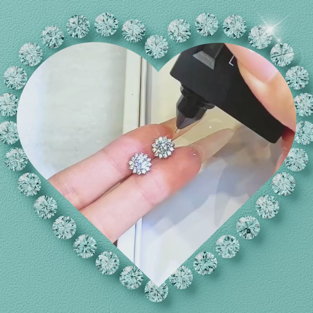 Sparklng Moissanite Earrings